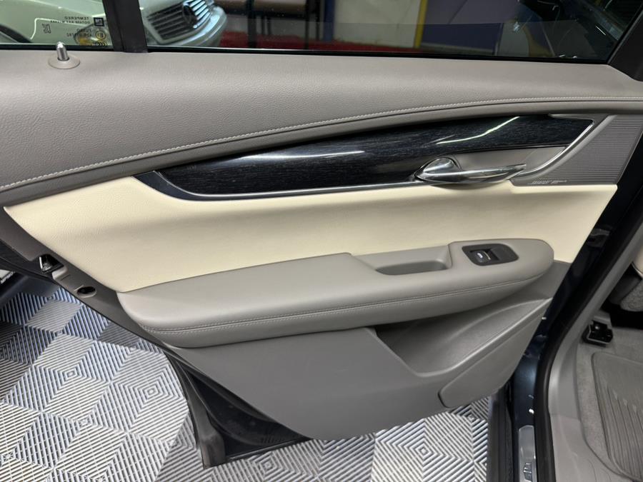 2021 Cadillac XT6 AWD 4dr Premium Luxury, available for sale in West Babylon , New York | MP Motors Inc. West Babylon , New York 2021 Cadillac XT6 AWD 4dr Premium Luxury, available for sale in West Babylon , New York | MP Motors Inc. West Babylon , New York