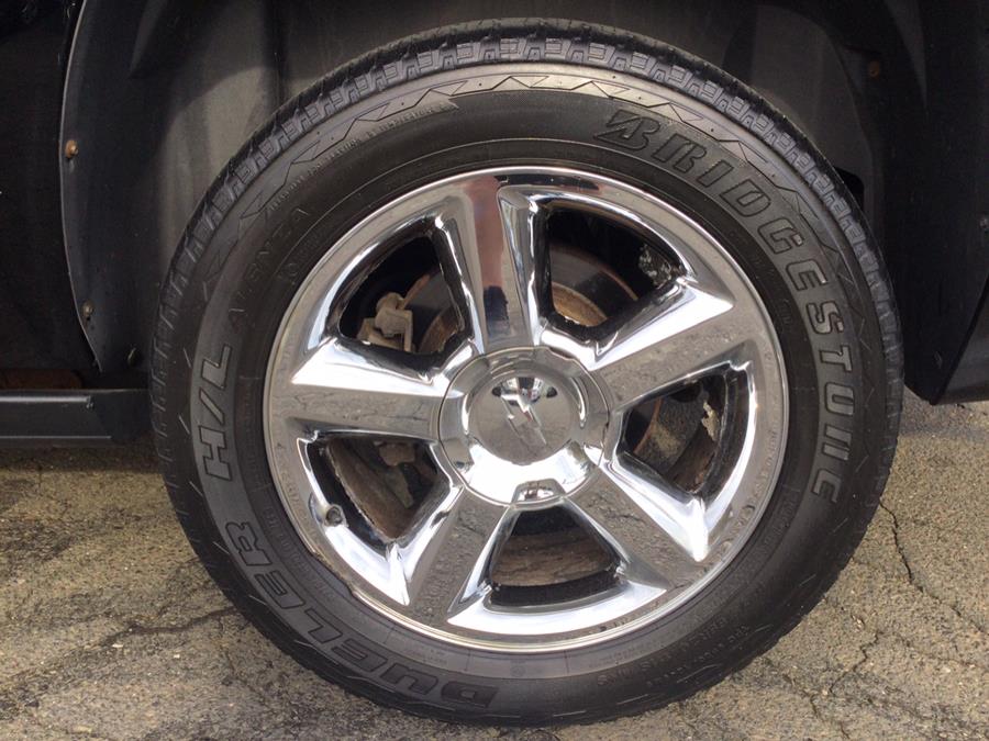 2014 Chevrolet Suburban 4WD 4dr LTZ, available for sale in Plantsville, Connecticut | L&S Automotive LLC. Plantsville, Connecticut 2014 Chevrolet Suburban 4WD 4dr LTZ, available for sale in Plantsville, Connecticut | L&S Automotive LLC. Plantsville, Connecticut