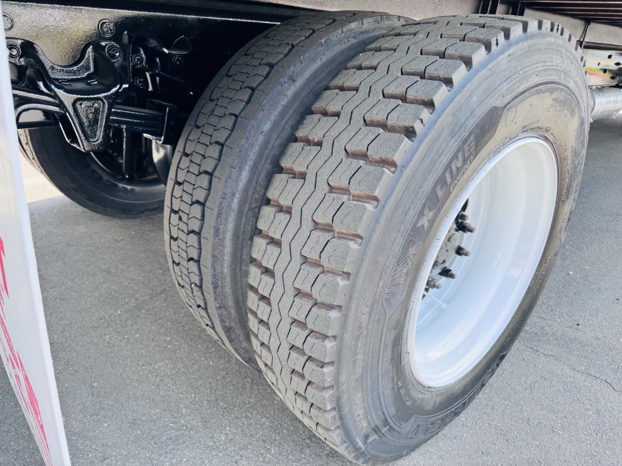 2016 Freightliner M2 106 26 FEET DRY BOX + CUMMINS ENGINE + NO CDL, available for sale in South Amboy, New Jersey | NJ Truck Spot. South Amboy, New Jersey 2016 Freightliner M2 106 26 FEET DRY BOX + CUMMINS ENGINE + NO CDL, available for sale in South Amboy, New Jersey | NJ Truck Spot. South Amboy, New Jersey