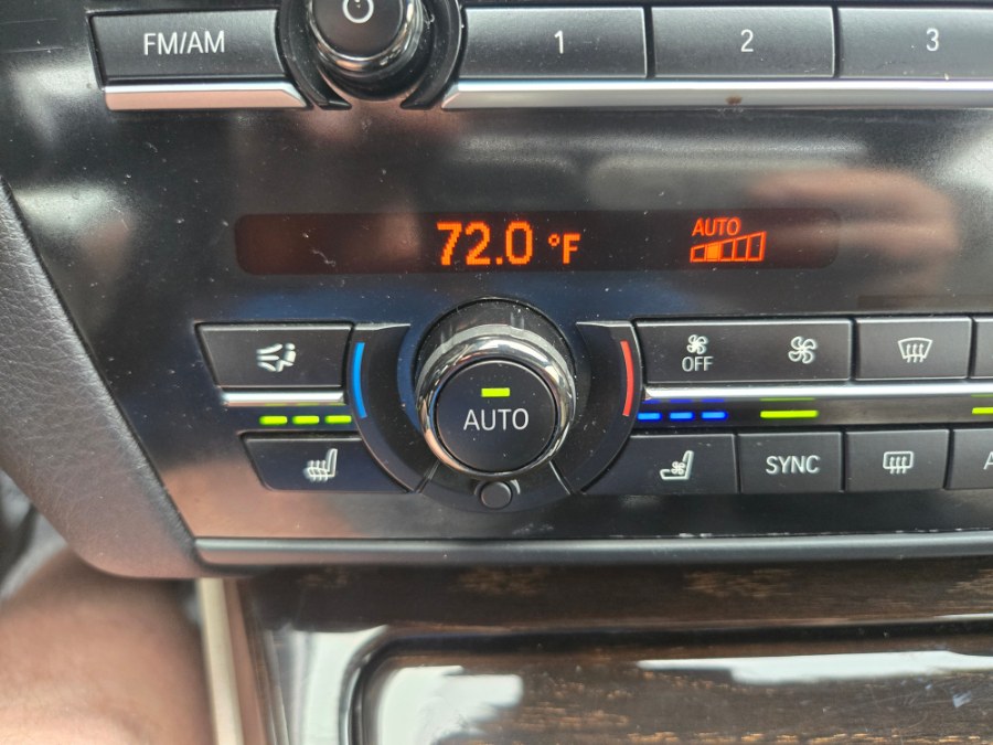 2015 BMW 6 Series 4dr Sdn 650i RWD Gran Coupe, available for sale in Bristol, Connecticut | Dealmax Motors LLC. Bristol, Connecticut 2015 BMW 6 Series 4dr Sdn 650i RWD Gran Coupe, available for sale in Bristol, Connecticut | Dealmax Motors LLC. Bristol, Connecticut