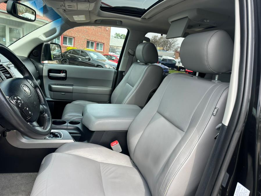 2010 Toyota Sequoia 4WD LV8 FFV 6-Spd AT Ltd (Natl), available for sale in South Windsor, Connecticut | Mike And Tony Auto Sales, Inc. South Windsor, Connecticut 2010 Toyota Sequoia 4WD LV8 FFV 6-Spd AT Ltd (Natl), available for sale in South Windsor, Connecticut | Mike And Tony Auto Sales, Inc. South Windsor, Connecticut