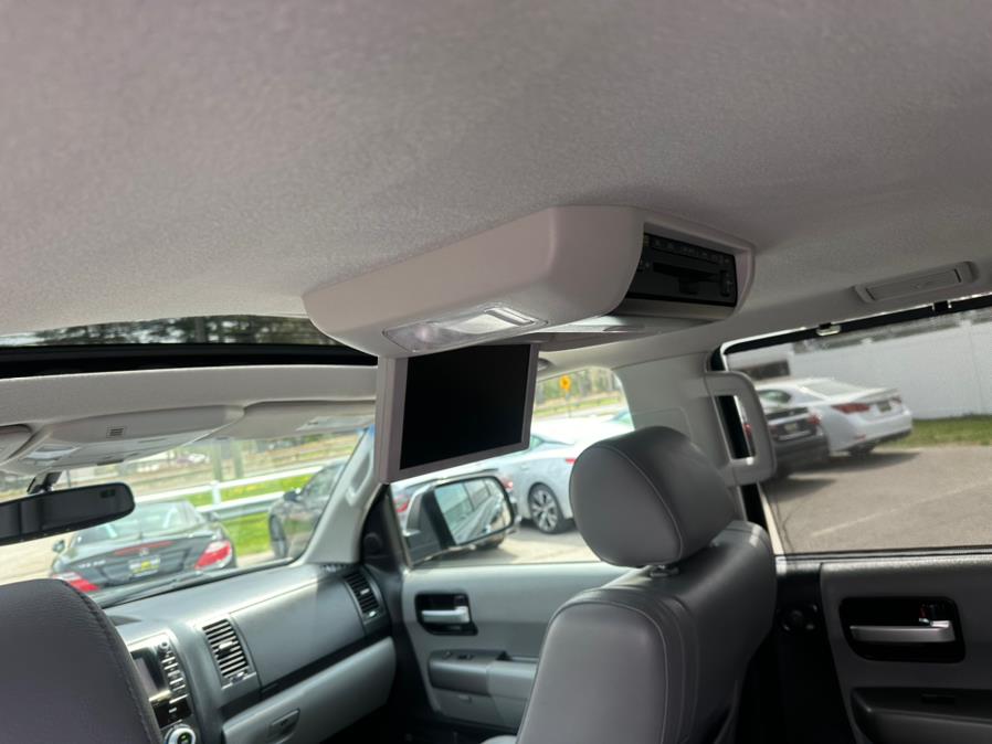 2010 Toyota Sequoia 4WD LV8 FFV 6-Spd AT Ltd (Natl), available for sale in South Windsor, Connecticut | Mike And Tony Auto Sales, Inc. South Windsor, Connecticut 2010 Toyota Sequoia 4WD LV8 FFV 6-Spd AT Ltd (Natl), available for sale in South Windsor, Connecticut | Mike And Tony Auto Sales, Inc. South Windsor, Connecticut