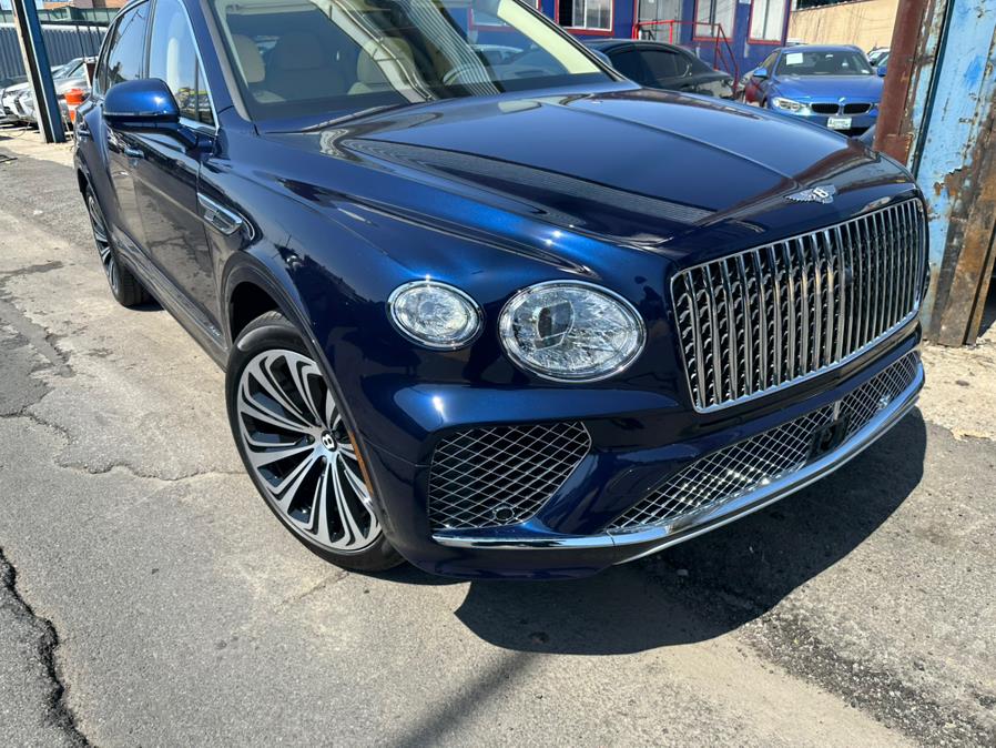 2024 Bentley Bentayga EWB Mulliner AWD, available for sale in Brooklyn, New York | Brooklyn Auto Mall LLC. Brooklyn, New York 2024 Bentley Bentayga EWB Mulliner AWD, available for sale in Brooklyn, New York | Brooklyn Auto Mall LLC. Brooklyn, New York