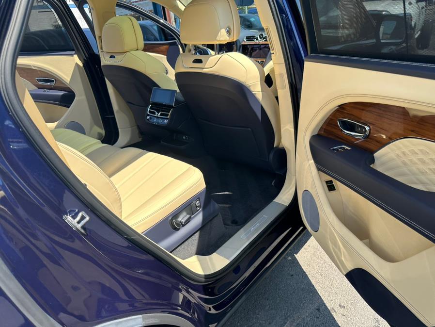 2024 Bentley Bentayga EWB Mulliner AWD, available for sale in Brooklyn, New York | Brooklyn Auto Mall LLC. Brooklyn, New York 2024 Bentley Bentayga EWB Mulliner AWD, available for sale in Brooklyn, New York | Brooklyn Auto Mall LLC. Brooklyn, New York