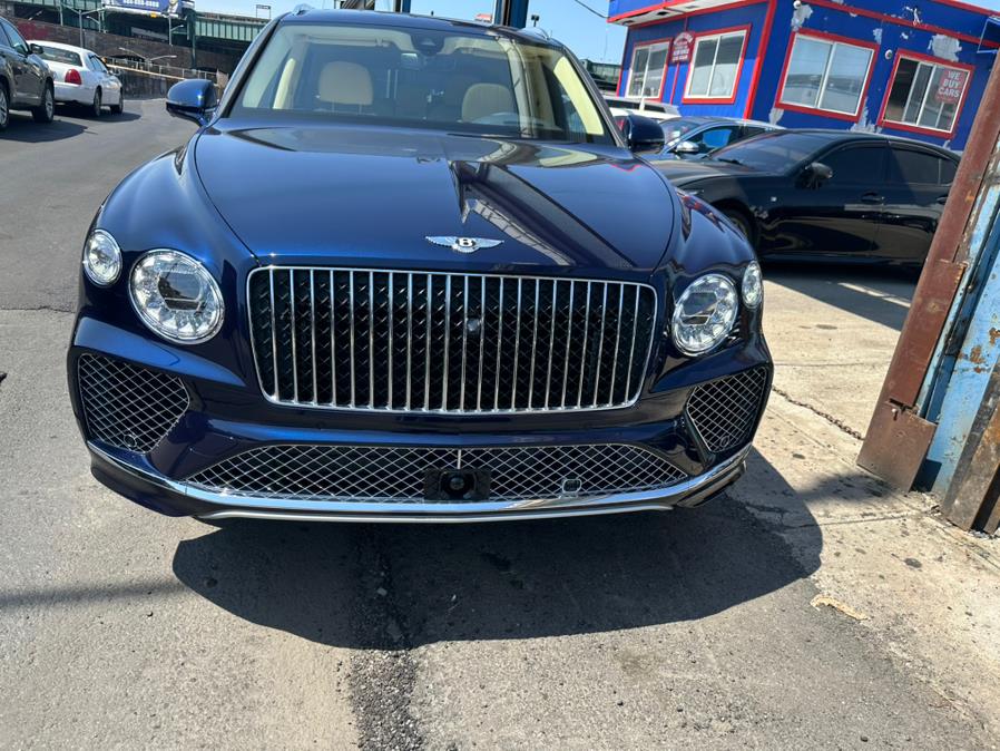 2024 Bentley Bentayga EWB Mulliner AWD, available for sale in Brooklyn, New York | Brooklyn Auto Mall LLC. Brooklyn, New York 2024 Bentley Bentayga EWB Mulliner AWD, available for sale in Brooklyn, New York | Brooklyn Auto Mall LLC. Brooklyn, New York