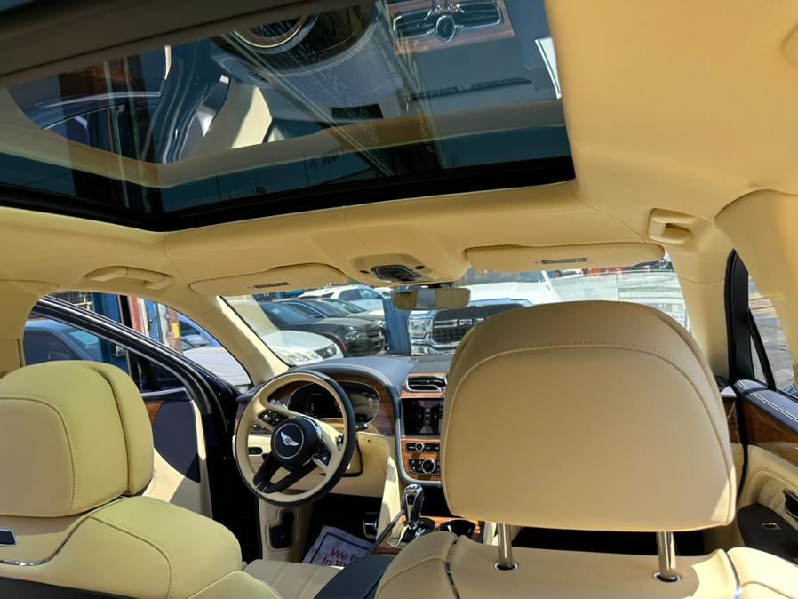 2024 Bentley Bentayga EWB Mulliner AWD, available for sale in Brooklyn, New York | Brooklyn Auto Mall LLC. Brooklyn, New York 2024 Bentley Bentayga EWB Mulliner AWD, available for sale in Brooklyn, New York | Brooklyn Auto Mall LLC. Brooklyn, New York