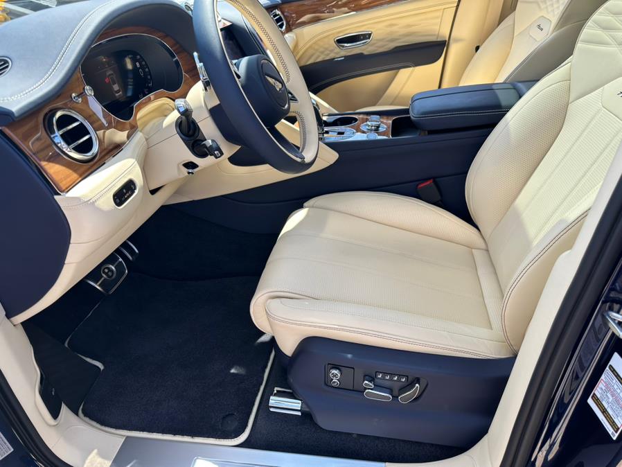 2024 Bentley Bentayga EWB Mulliner AWD, available for sale in Brooklyn, New York | Brooklyn Auto Mall LLC. Brooklyn, New York 2024 Bentley Bentayga EWB Mulliner AWD, available for sale in Brooklyn, New York | Brooklyn Auto Mall LLC. Brooklyn, New York