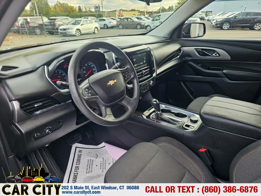2018 Chevrolet Traverse AWD 4dr LS w/1LS, available for sale in East Windsor, Connecticut | Car City LLC. East Windsor, Connecticut 2018 Chevrolet Traverse AWD 4dr LS w/1LS, available for sale in East Windsor, Connecticut | Car City LLC. East Windsor, Connecticut