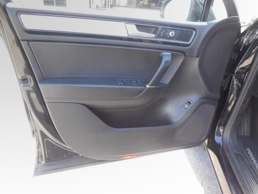 2017 Volkswagen Touareg V6 Wolfsburg Edition, available for sale in Hawaiian Gardens, California | Luxe Motors. Hawaiian Gardens, California 2017 Volkswagen Touareg V6 Wolfsburg Edition, available for sale in Hawaiian Gardens, California | Luxe Motors. Hawaiian Gardens, California
