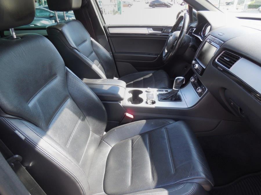 2017 Volkswagen Touareg V6 Wolfsburg Edition, available for sale in Hawaiian Gardens, California | Luxe Motors. Hawaiian Gardens, California 2017 Volkswagen Touareg V6 Wolfsburg Edition, available for sale in Hawaiian Gardens, California | Luxe Motors. Hawaiian Gardens, California