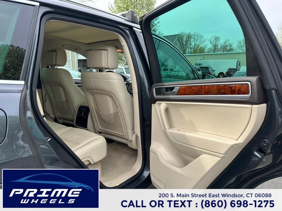 2013 Volkswagen Touareg 4dr VR6 Lux, available for sale in East Windsor, Connecticut | Prime Wheels. East Windsor, Connecticut 2013 Volkswagen Touareg 4dr VR6 Lux, available for sale in East Windsor, Connecticut | Prime Wheels. East Windsor, Connecticut