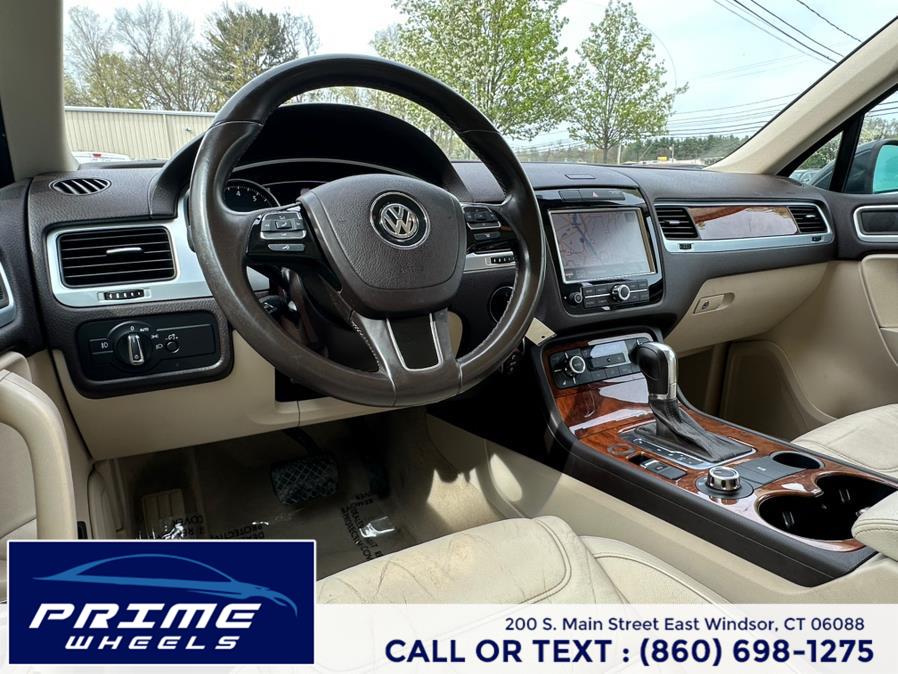 2013 Volkswagen Touareg 4dr VR6 Lux, available for sale in East Windsor, Connecticut | Prime Wheels. East Windsor, Connecticut 2013 Volkswagen Touareg 4dr VR6 Lux, available for sale in East Windsor, Connecticut | Prime Wheels. East Windsor, Connecticut