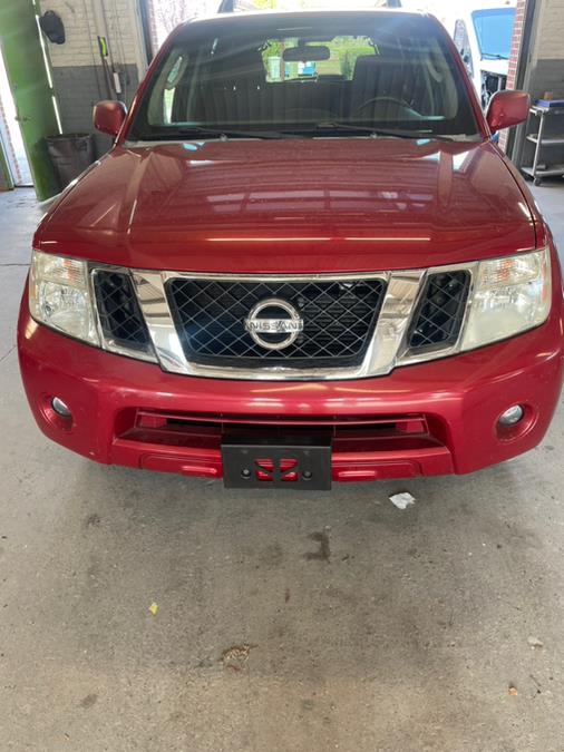 2009 Nissan Pathfinder 4WD 4dr V6 SE, available for sale in New Milford, Connecticut | Faustos Auto Body and Repairs LLC. New Milford, Connecticut 2009 Nissan Pathfinder 4WD 4dr V6 SE, available for sale in New Milford, Connecticut | Faustos Auto Body and Repairs LLC. New Milford, Connecticut