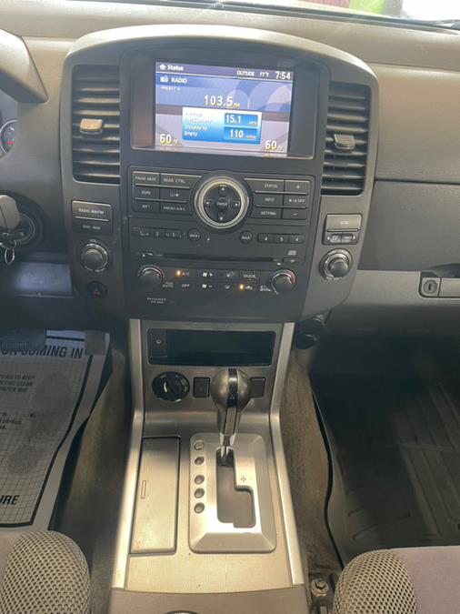 2009 Nissan Pathfinder 4WD 4dr V6 SE, available for sale in New Milford, Connecticut | Faustos Auto Body and Repairs LLC. New Milford, Connecticut 2009 Nissan Pathfinder 4WD 4dr V6 SE, available for sale in New Milford, Connecticut | Faustos Auto Body and Repairs LLC. New Milford, Connecticut