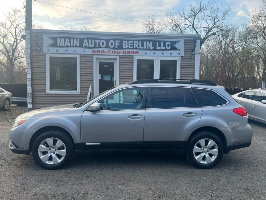 Used 2010 Subaru Outback in Berlin, Connecticut | Main Auto of Berlin. Berlin, Connecticut
