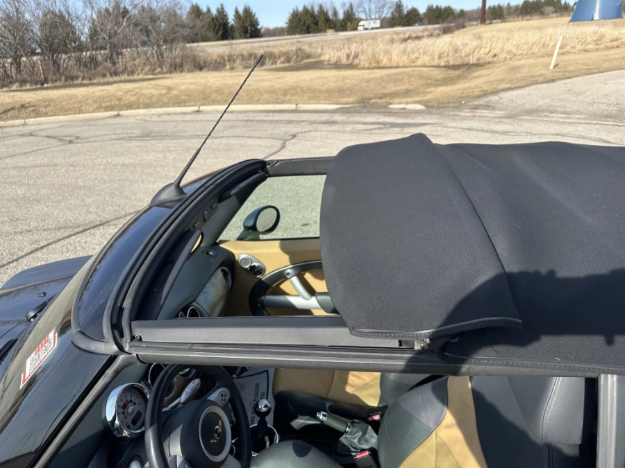 2005 Mini Cooper s Base, available for sale in Darien, Wisconsin | Geneva Motor Cars. Darien, Wisconsin 2005 Mini Cooper s Base, available for sale in Darien, Wisconsin | Geneva Motor Cars. Darien, Wisconsin