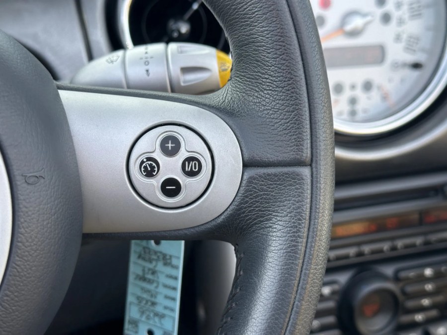 2005 Mini Cooper s Base, available for sale in Darien, Wisconsin | Geneva Motor Cars. Darien, Wisconsin 2005 Mini Cooper s Base, available for sale in Darien, Wisconsin | Geneva Motor Cars. Darien, Wisconsin