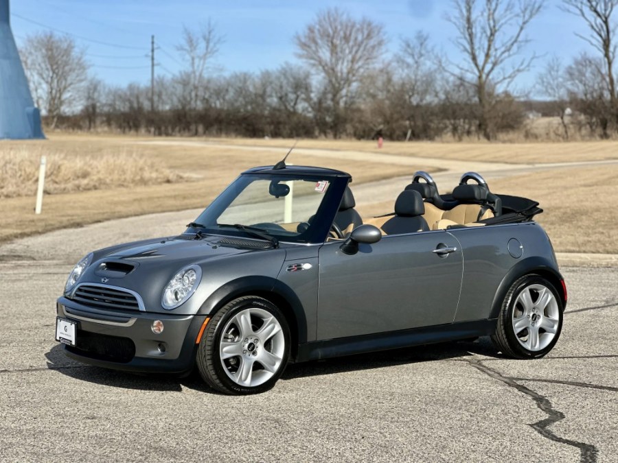 2005 Mini Cooper s Base, available for sale in Darien, Wisconsin | Geneva Motor Cars. Darien, Wisconsin 2005 Mini Cooper s Base, available for sale in Darien, Wisconsin | Geneva Motor Cars. Darien, Wisconsin