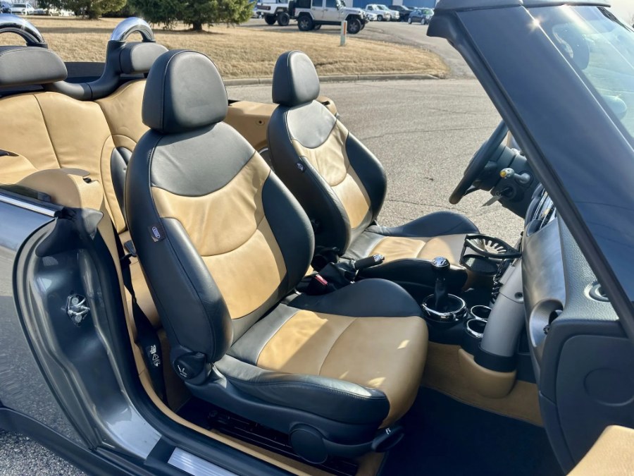 2005 Mini Cooper s Base, available for sale in Darien, Wisconsin | Geneva Motor Cars. Darien, Wisconsin 2005 Mini Cooper s Base, available for sale in Darien, Wisconsin | Geneva Motor Cars. Darien, Wisconsin