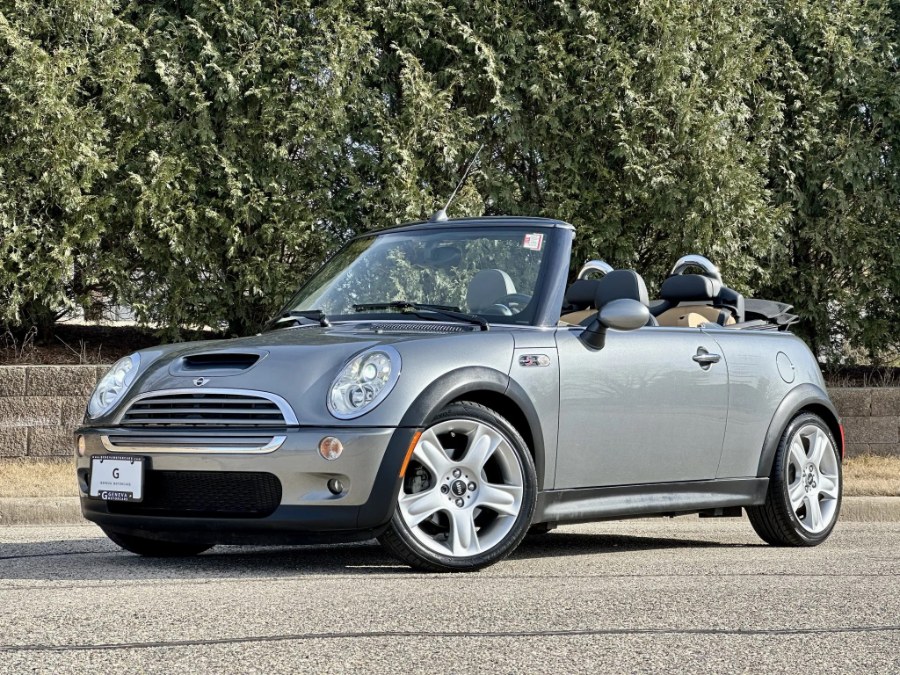 2005 Mini Cooper s Base, available for sale in Darien, Wisconsin | Geneva Motor Cars. Darien, Wisconsin 2005 Mini Cooper s Base, available for sale in Darien, Wisconsin | Geneva Motor Cars. Darien, Wisconsin