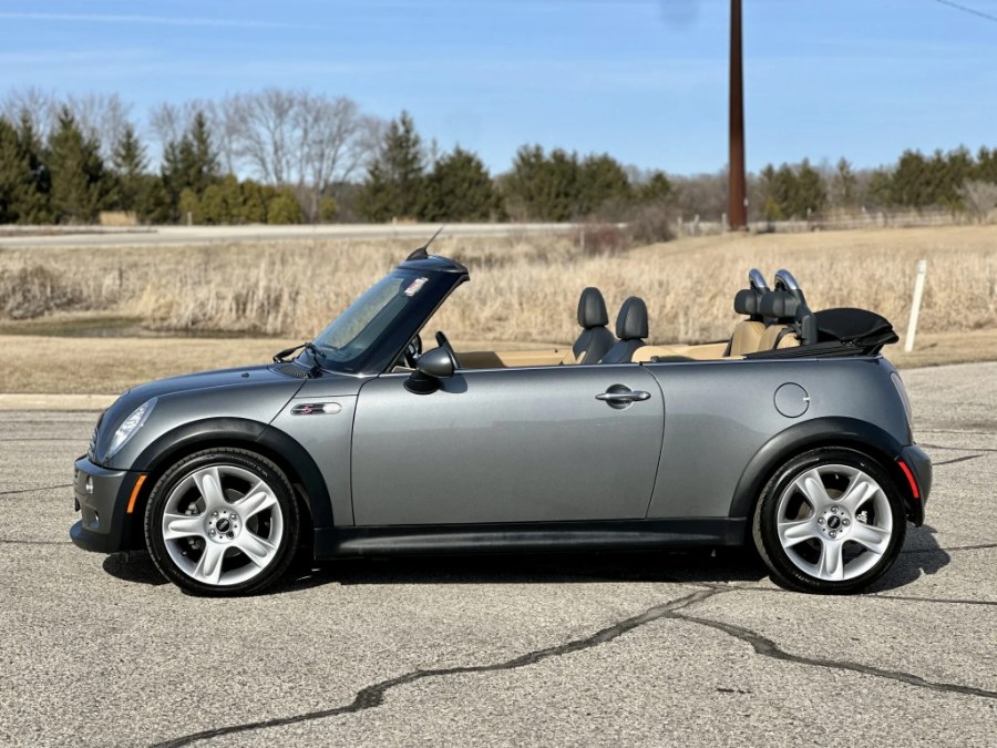 2005 Mini Cooper s Base, available for sale in Darien, Wisconsin | Geneva Motor Cars. Darien, Wisconsin 2005 Mini Cooper s Base, available for sale in Darien, Wisconsin | Geneva Motor Cars. Darien, Wisconsin