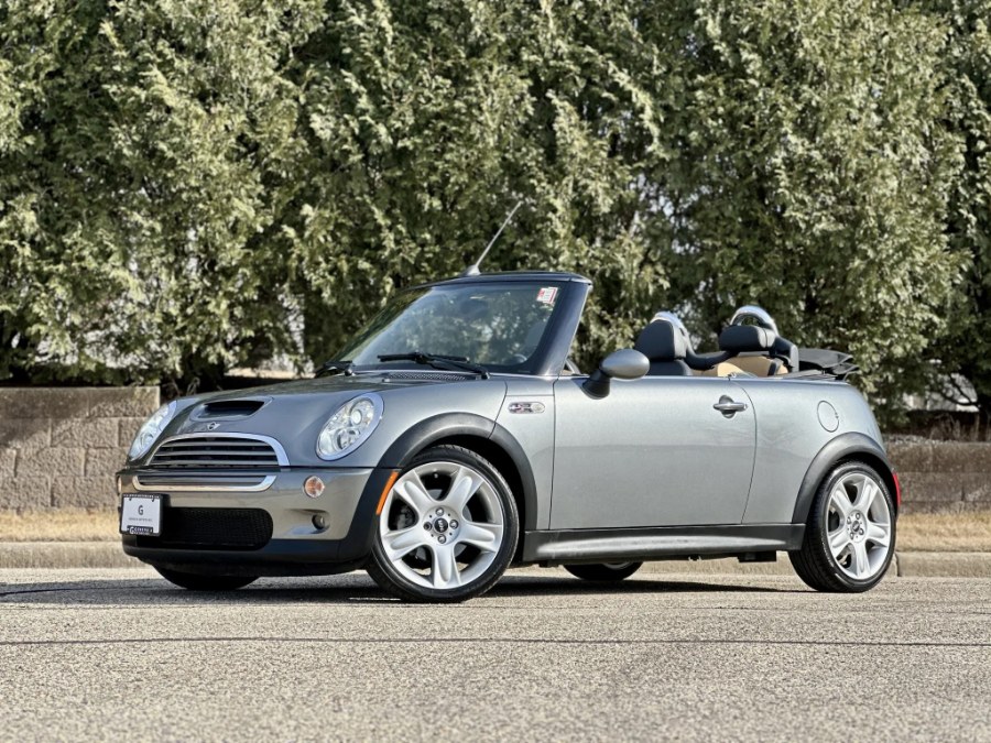 2005 Mini Cooper s Base, available for sale in Darien, Wisconsin | Geneva Motor Cars. Darien, Wisconsin 2005 Mini Cooper s Base, available for sale in Darien, Wisconsin | Geneva Motor Cars. Darien, Wisconsin
