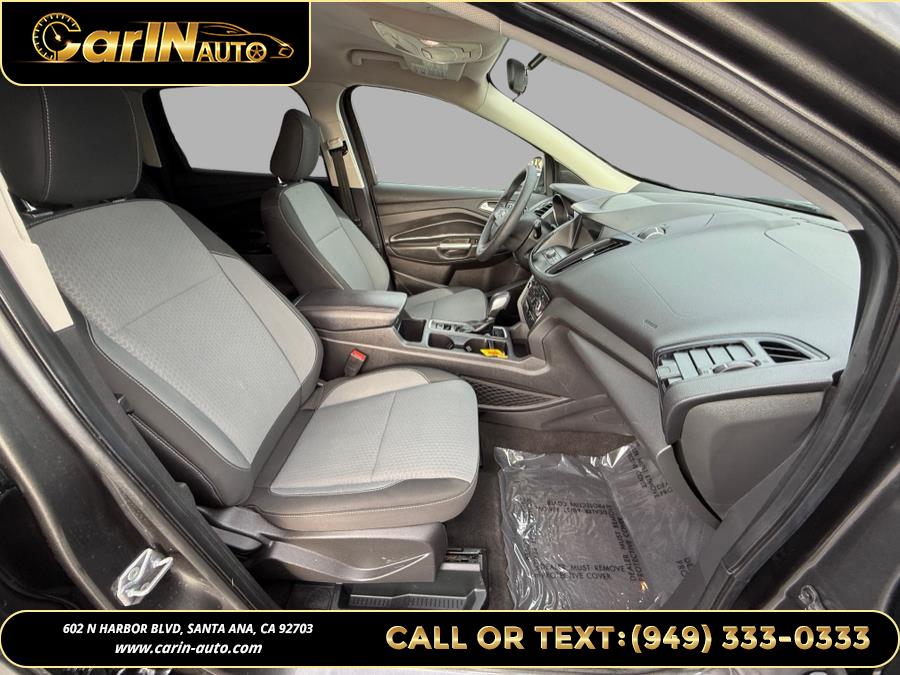2019 Ford Escape SE FWD, available for sale in Santa Ana, California | Carin Auto. Santa Ana, California 2019 Ford Escape SE FWD, available for sale in Santa Ana, California | Carin Auto. Santa Ana, California