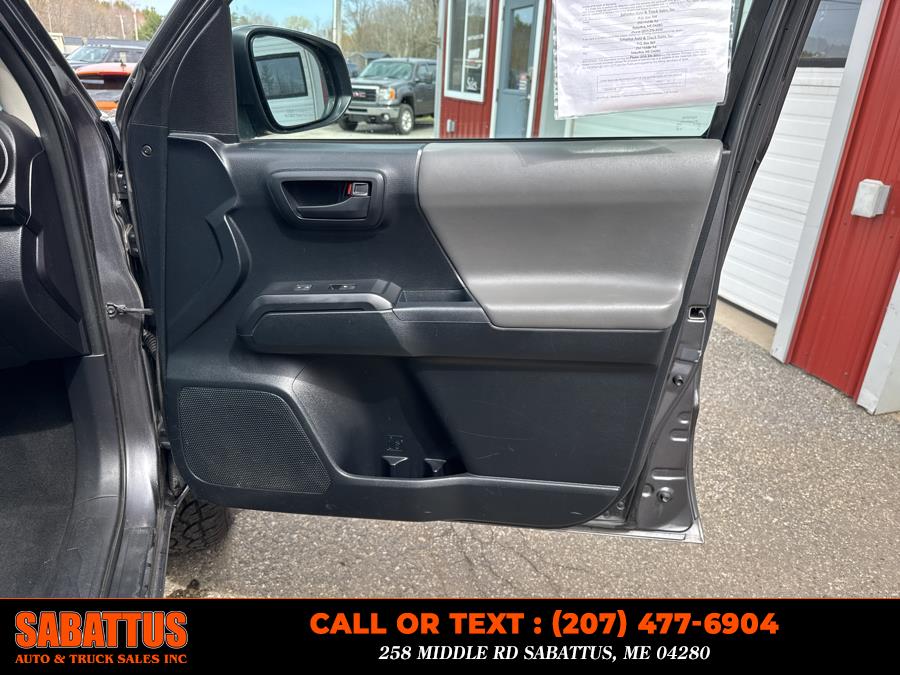 2016 Toyota Tacoma 4WD Access Cab I4 AT SR (Natl), available for sale in Sabattus, Maine | Sabattus Auto and Truck Sales Inc. Sabattus, Maine 2016 Toyota Tacoma 4WD Access Cab I4 AT SR (Natl), available for sale in Sabattus, Maine | Sabattus Auto and Truck Sales Inc. Sabattus, Maine