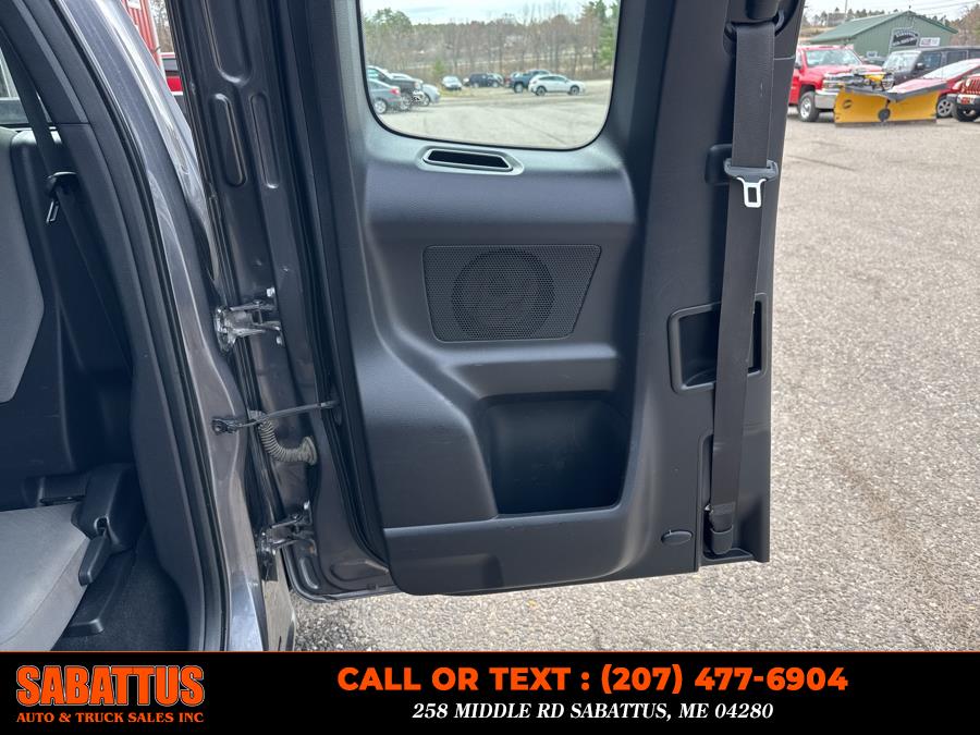 2016 Toyota Tacoma 4WD Access Cab I4 AT SR (Natl), available for sale in Sabattus, Maine | Sabattus Auto and Truck Sales Inc. Sabattus, Maine 2016 Toyota Tacoma 4WD Access Cab I4 AT SR (Natl), available for sale in Sabattus, Maine | Sabattus Auto and Truck Sales Inc. Sabattus, Maine