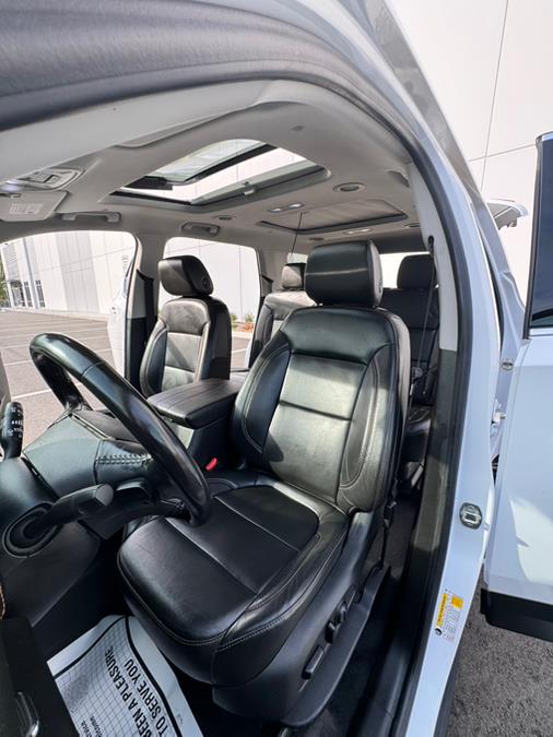 2020 Chevrolet Traverse AWD 4dr LT Leather, available for sale in Saddle Brook, New Jersey | Up 2 The Next Auto Sales LLC. Saddle Brook, New Jersey 2020 Chevrolet Traverse AWD 4dr LT Leather, available for sale in Saddle Brook, New Jersey | Up 2 The Next Auto Sales LLC. Saddle Brook, New Jersey
