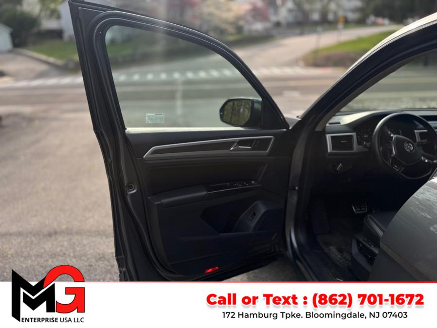 2019 Volkswagen Atlas 3.6L V6 SEL R-Line 4MOTION, available for sale in Bloomingdale, New Jersey | MG Enterprise USA. Bloomingdale, New Jersey 2019 Volkswagen Atlas 3.6L V6 SEL R-Line 4MOTION, available for sale in Bloomingdale, New Jersey | MG Enterprise USA. Bloomingdale, New Jersey