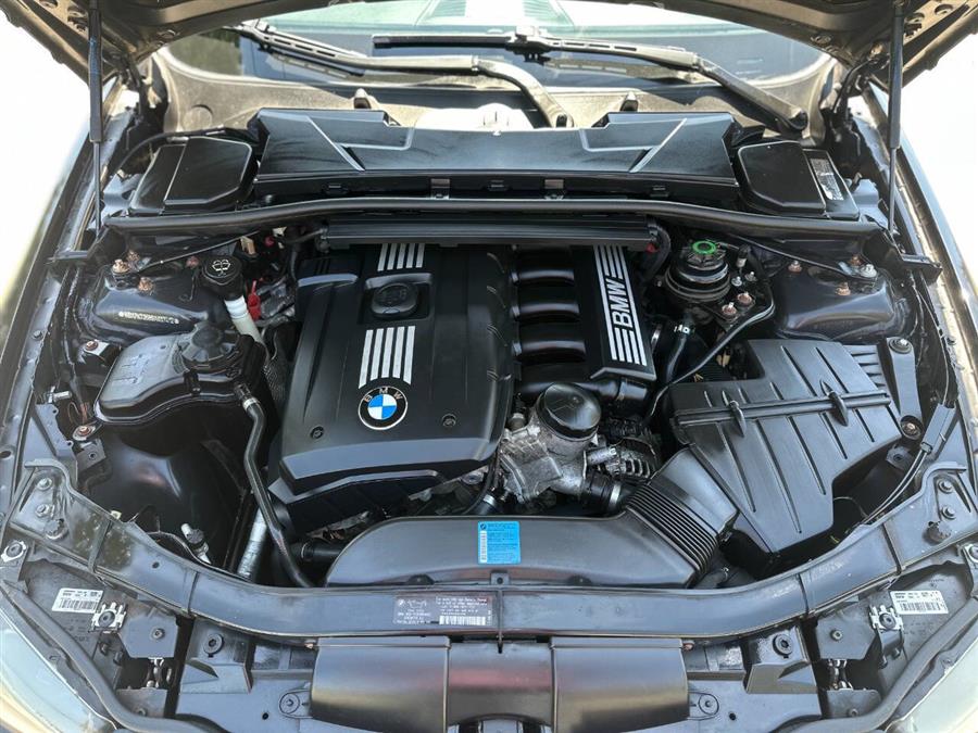 2009 BMW 3 Series 328i xDrive AWD 4dr Sedan, available for sale in Hempstead, New York | VIP Auto Credit Express. Hempstead, New York 2009 BMW 3 Series 328i xDrive AWD 4dr Sedan, available for sale in Hempstead, New York | VIP Auto Credit Express. Hempstead, New York