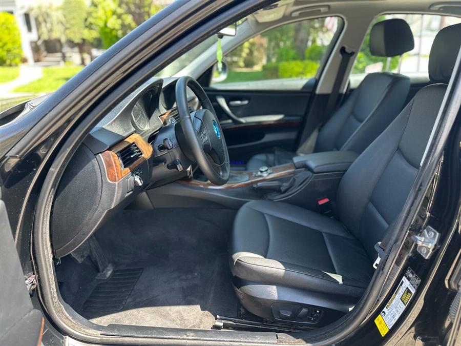 2009 BMW 3 Series 328i xDrive AWD 4dr Sedan, available for sale in Hempstead, New York | VIP Auto Credit Express. Hempstead, New York 2009 BMW 3 Series 328i xDrive AWD 4dr Sedan, available for sale in Hempstead, New York | VIP Auto Credit Express. Hempstead, New York