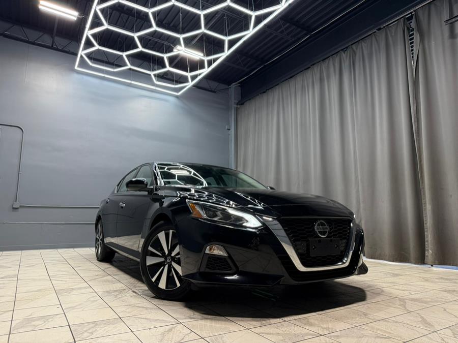 Used 2022 Nissan Altima in Hillside, New Jersey | Euro Lux Auto. Hillside, New Jersey