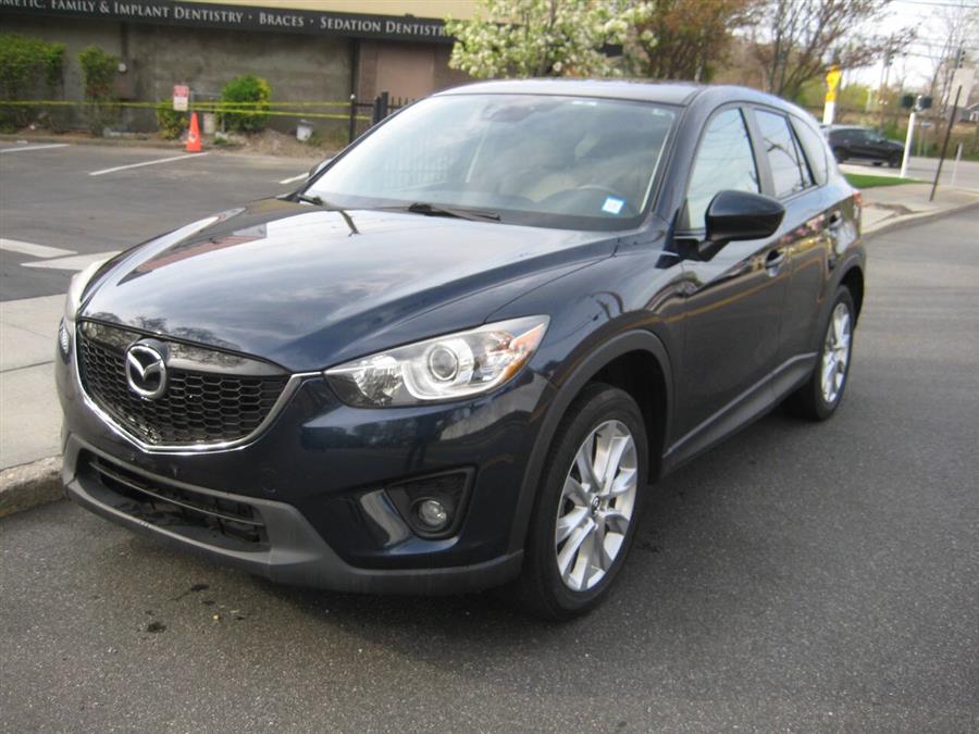 Used 2015 Mazda Cx-5 in Massapequa, New York | Rite Choice Auto Inc.. Massapequa, New York