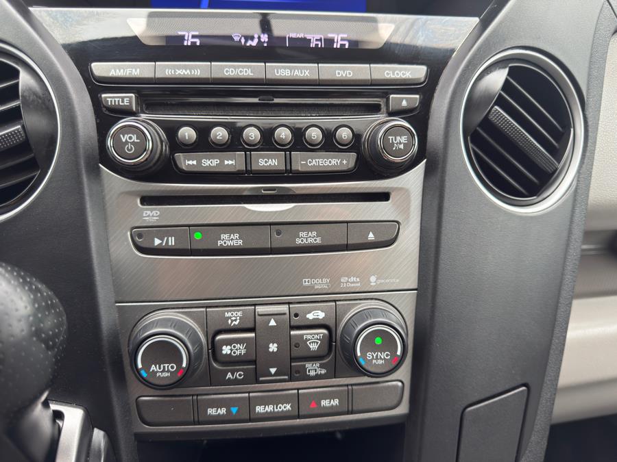 2015 Honda Pilot 4WD 4dr SE, available for sale in Manchester, Connecticut | Carsonmain LLC. Manchester, Connecticut 2015 Honda Pilot 4WD 4dr SE, available for sale in Manchester, Connecticut | Carsonmain LLC. Manchester, Connecticut