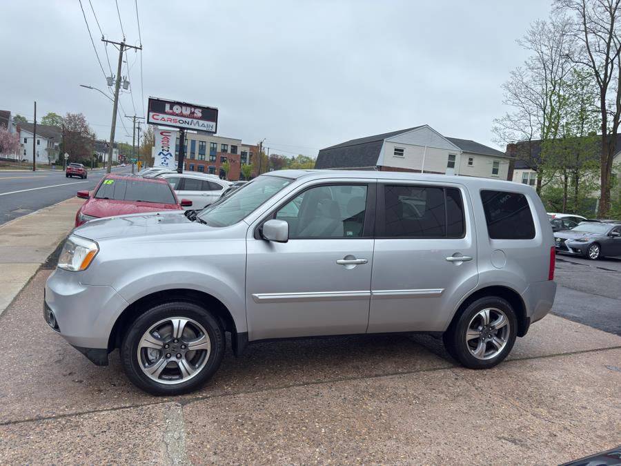 2015 Honda Pilot 4WD 4dr SE, available for sale in Manchester, Connecticut | Carsonmain LLC. Manchester, Connecticut 2015 Honda Pilot 4WD 4dr SE, available for sale in Manchester, Connecticut | Carsonmain LLC. Manchester, Connecticut
