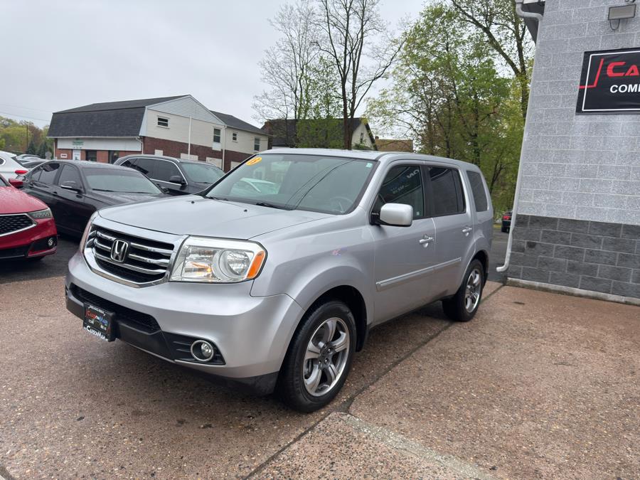 2015 Honda Pilot 4WD 4dr SE, available for sale in Manchester, Connecticut | Carsonmain LLC. Manchester, Connecticut 2015 Honda Pilot 4WD 4dr SE, available for sale in Manchester, Connecticut | Carsonmain LLC. Manchester, Connecticut
