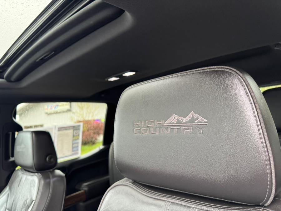 2019 Chevrolet Silverado 1500 4WD Crew Cab 157" High Country, available for sale in Berlin, Connecticut | Tru Auto Mall. Berlin, Connecticut 2019 Chevrolet Silverado 1500 4WD Crew Cab 157" High Country, available for sale in Berlin, Connecticut | Tru Auto Mall. Berlin, Connecticut