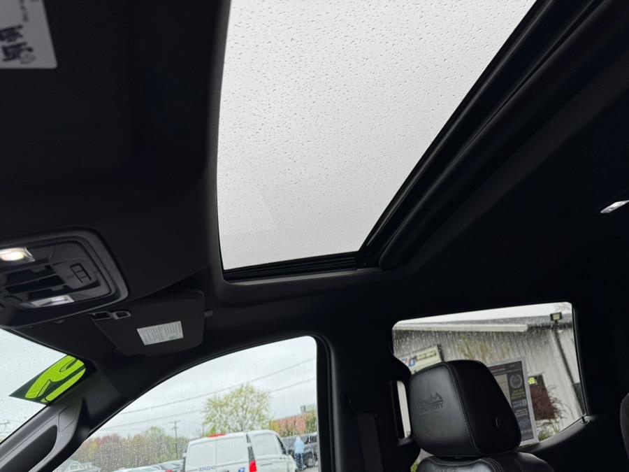 2019 Chevrolet Silverado 1500 4WD Crew Cab 157" High Country, available for sale in Berlin, Connecticut | Tru Auto Mall. Berlin, Connecticut 2019 Chevrolet Silverado 1500 4WD Crew Cab 157" High Country, available for sale in Berlin, Connecticut | Tru Auto Mall. Berlin, Connecticut