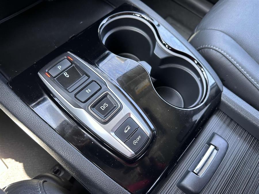 2022 Honda Pilot Touring, available for sale in Patchogue, New York | Baron Supercenter. Patchogue, New York 2022 Honda Pilot Touring, available for sale in Patchogue, New York | Baron Supercenter. Patchogue, New York