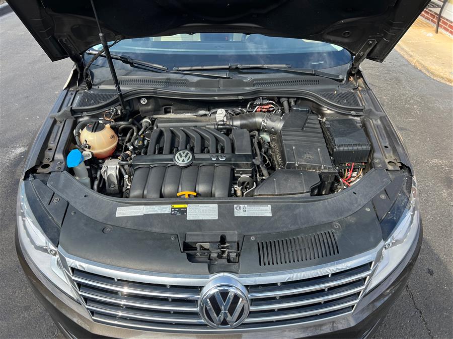 2014 Volkswagen CC 4dr Sdn VR6 Executive 4Motion, available for sale in Canton, Connecticut | Lava Motors. Canton, Connecticut 2014 Volkswagen CC 4dr Sdn VR6 Executive 4Motion, available for sale in Canton, Connecticut | Lava Motors. Canton, Connecticut