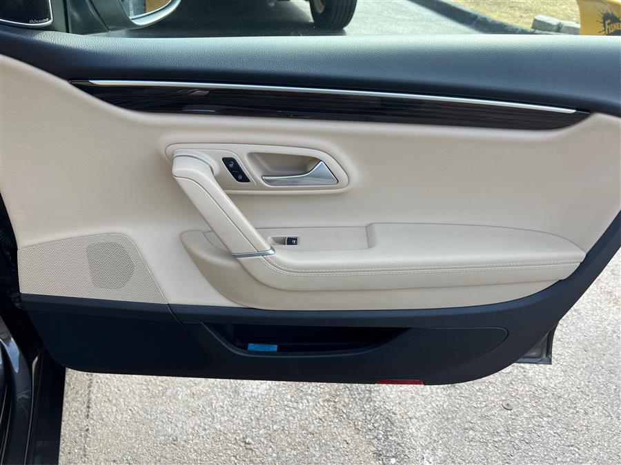 2014 Volkswagen CC 4dr Sdn VR6 Executive 4Motion, available for sale in Canton, Connecticut | Lava Motors. Canton, Connecticut 2014 Volkswagen CC 4dr Sdn VR6 Executive 4Motion, available for sale in Canton, Connecticut | Lava Motors. Canton, Connecticut