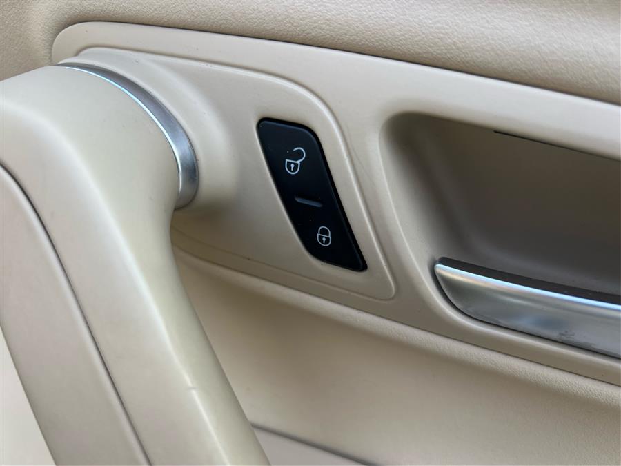 2014 Volkswagen CC 4dr Sdn VR6 Executive 4Motion, available for sale in Canton, Connecticut | Lava Motors. Canton, Connecticut 2014 Volkswagen CC 4dr Sdn VR6 Executive 4Motion, available for sale in Canton, Connecticut | Lava Motors. Canton, Connecticut
