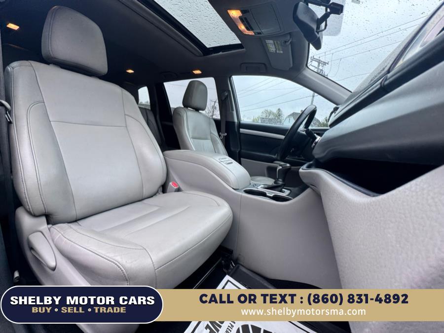 2014 Toyota Highlander AWD 4dr V6 XLE (Natl), available for sale in Springfield, Massachusetts | Shelby Motor Cars. Springfield, Massachusetts 2014 Toyota Highlander AWD 4dr V6 XLE (Natl), available for sale in Springfield, Massachusetts | Shelby Motor Cars. Springfield, Massachusetts