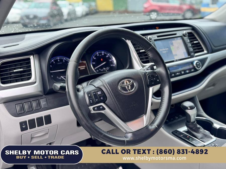 2014 Toyota Highlander AWD 4dr V6 XLE (Natl), available for sale in Springfield, Massachusetts | Shelby Motor Cars. Springfield, Massachusetts 2014 Toyota Highlander AWD 4dr V6 XLE (Natl), available for sale in Springfield, Massachusetts | Shelby Motor Cars. Springfield, Massachusetts