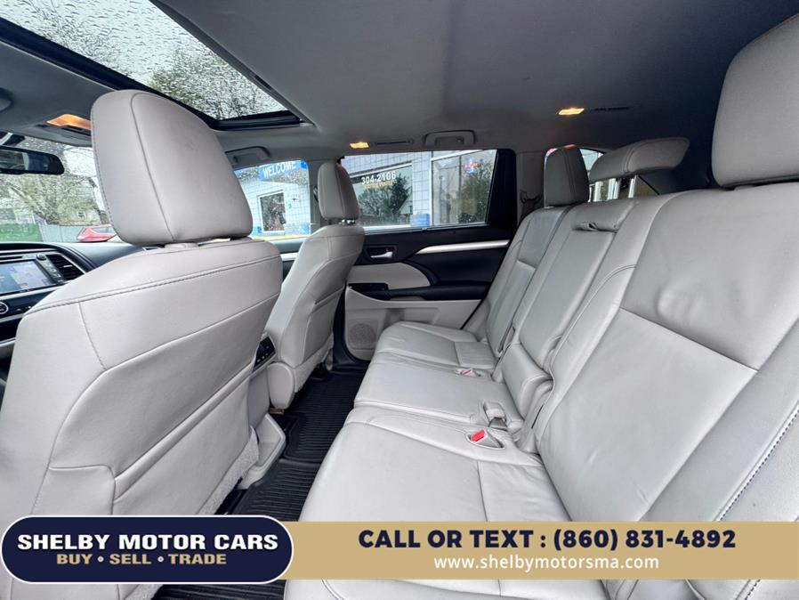 2014 Toyota Highlander AWD 4dr V6 XLE (Natl), available for sale in Springfield, Massachusetts | Shelby Motor Cars. Springfield, Massachusetts 2014 Toyota Highlander AWD 4dr V6 XLE (Natl), available for sale in Springfield, Massachusetts | Shelby Motor Cars. Springfield, Massachusetts