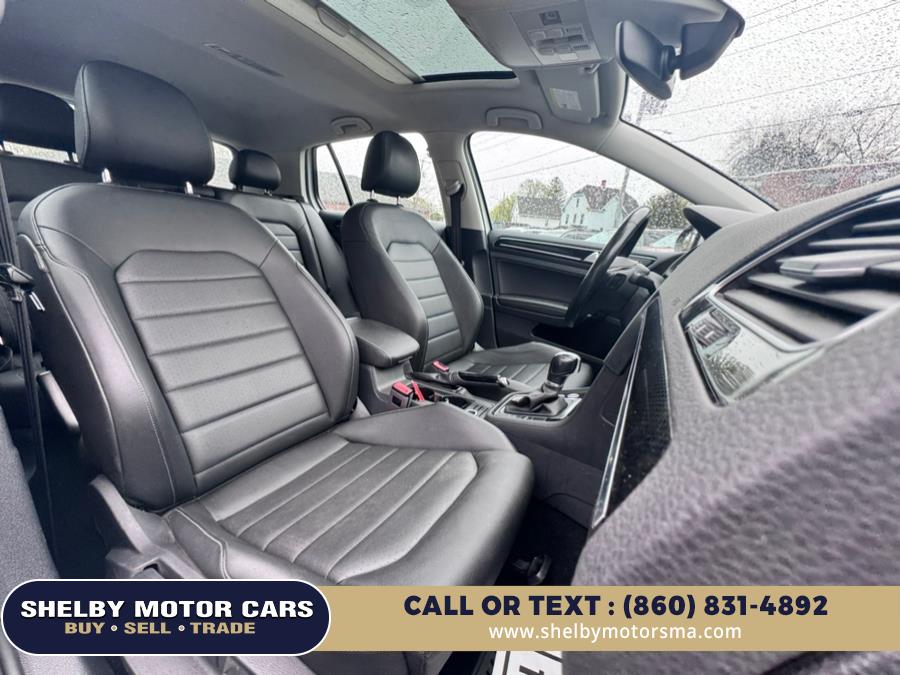 2017 Volkswagen Golf 1.8T 4-Door SE Auto, available for sale in Springfield, Massachusetts | Shelby Motor Cars. Springfield, Massachusetts 2017 Volkswagen Golf 1.8T 4-Door SE Auto, available for sale in Springfield, Massachusetts | Shelby Motor Cars. Springfield, Massachusetts