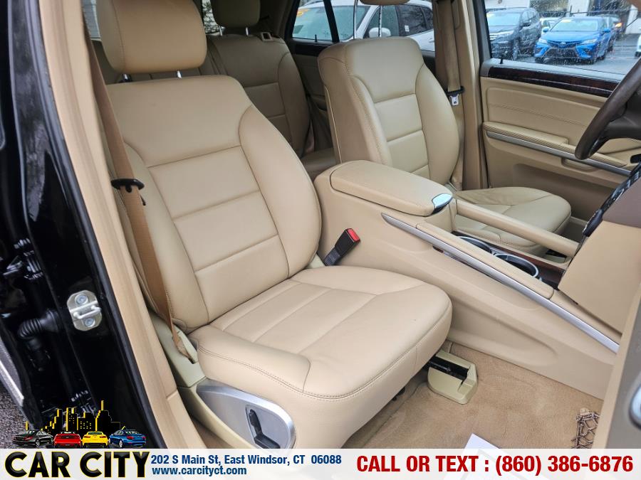 2011 Mercedes-Benz M-Class 4MATIC 4dr ML350, available for sale in East Windsor, Connecticut | Car City LLC. East Windsor, Connecticut 2011 Mercedes-Benz M-Class 4MATIC 4dr ML350, available for sale in East Windsor, Connecticut | Car City LLC. East Windsor, Connecticut