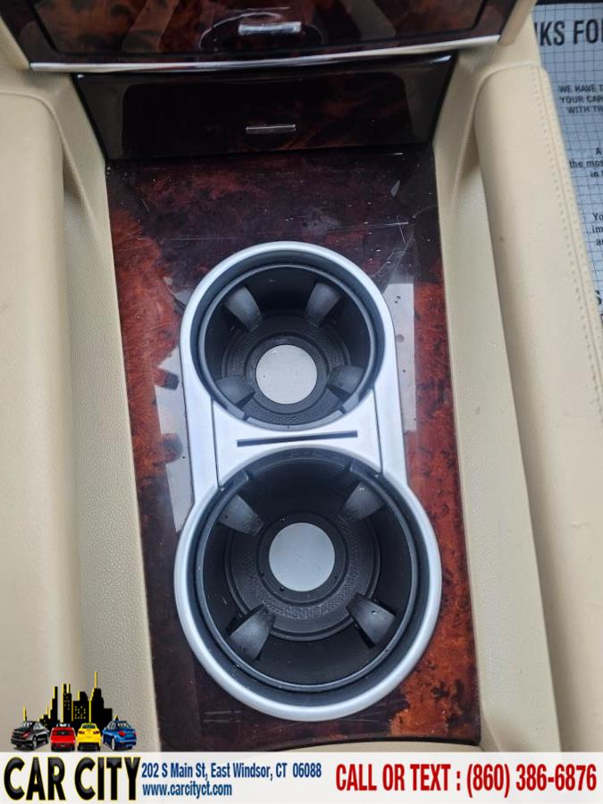 2011 Mercedes-Benz M-Class 4MATIC 4dr ML350, available for sale in East Windsor, Connecticut | Car City LLC. East Windsor, Connecticut 2011 Mercedes-Benz M-Class 4MATIC 4dr ML350, available for sale in East Windsor, Connecticut | Car City LLC. East Windsor, Connecticut